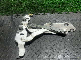 петля капота левая Mercedes-Benz E-Класс W212/S212/C207/A207 2012, A2048800128