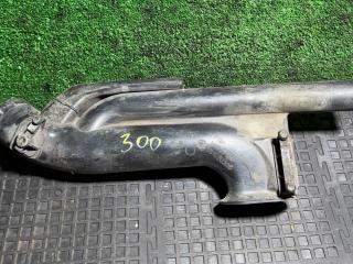 воздухозаборник Opel Astra H 2006, 55351756