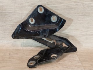 петля капота Volkswagen Touareg 1 поколение (2002 - 2007), 7L6823301
