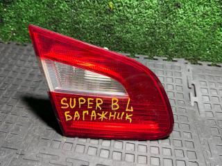 фонарь крышки багажника левый Skoda Superb 2 поколение 2010, 1.8 л., бензин, МКПП, 3T5945093