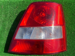 фонарь задний правый Kia Sorento 1 поколение 2004, 2.5 л.