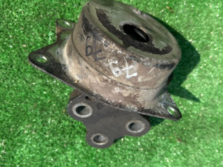 подушка крепления КПП Opel Vectra C 2004, V046400503