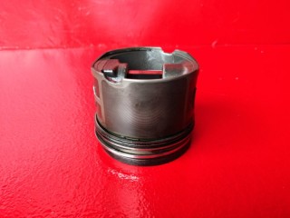 поршень Land Rover Freelander 1 поколение 2002, 2.0 л., 20T2N, дизель, 11247790515