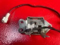 замок багажника Toyota Yaris P1 2001, 693500D030 - фото №3