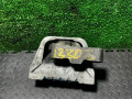 подушка крепления двигателя Volkswagen Golf 4 поколение 2006, 1.9 л., 1K0199262 - фото №2