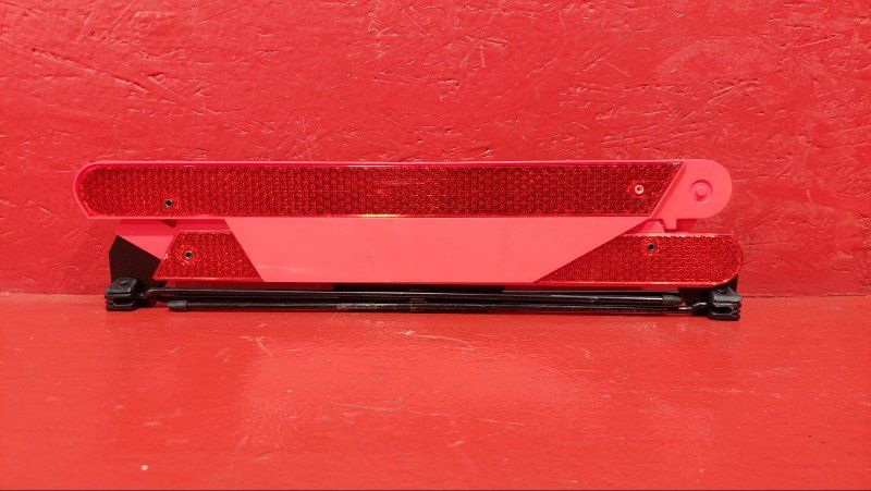 знак аварийной остановки Mercedes-Benz E-Класс W211/S211 W211 2005, 2118900397 - фото №1