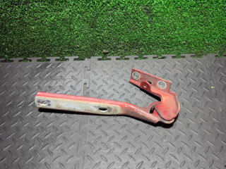 петля капота правая Audi A4 B5 1999, 3B0823302