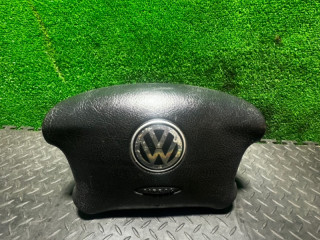 подушка безопасности водителя Volkswagen Passat B5 1997, 111205000