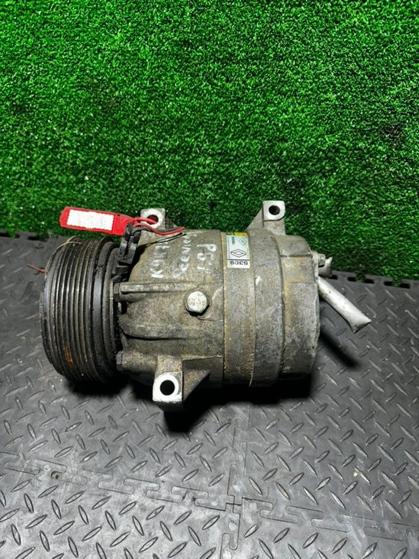 компрессор кондиционера Renault Megane 2 поколение 2002, 7700105765 - фото №1