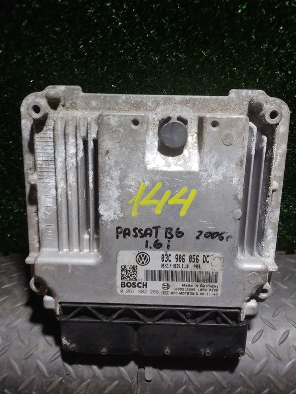 блок управления двигателем Volkswagen Passat B6 2006, 1.6 л., 03C906056DC, 0261S02286 - фото №1