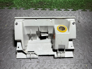 накладка на торпедо (консоль) Renault Kangoo 1 поколение 2002, 8200057942