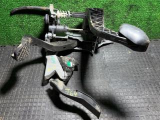 узел педальный (блок педалей) Audi A4 B6 2004, 1.8 л., бензин, седан, 8E1721117A