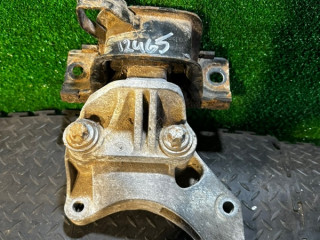 подушка крепления двигателя Opel Corsa D 2008, 13130745