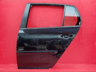 дверь Volkswagen Golf 5 поколение 2007, 1K6833311