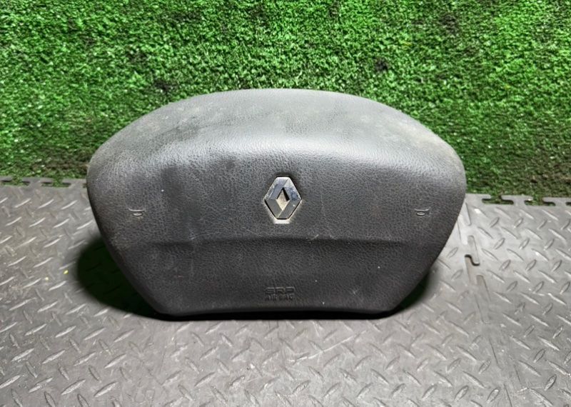 подушка безопасности водителя Renault Laguna 2 поколение 2003, 8200071201B - фото №1
