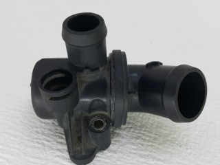 корпус термостата Mercedes-Benz B-Класс W245 2006, OM266.920