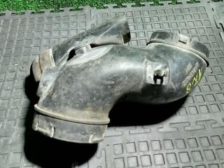 патрубок воздушного фильтра Mitsubishi Pajero 3 поколение 2001, MR481402