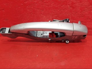 ручка наружная Peugeot 207 1 поколение 2007, 1.4 л., KFU (ET3J4), бензин, 9680656680