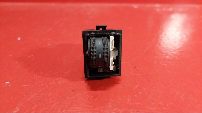 кнопка корректора фар Audi A6 4A/C4 (1994 - 1997), 4F0941301A - фото №1
