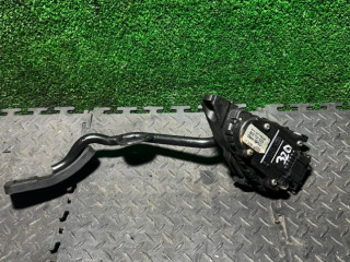педаль Audi A4 B6 2005, 8E2721523