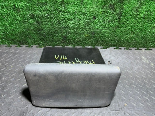 бардачок Renault Megane 2 поколение 2004, 8200074169