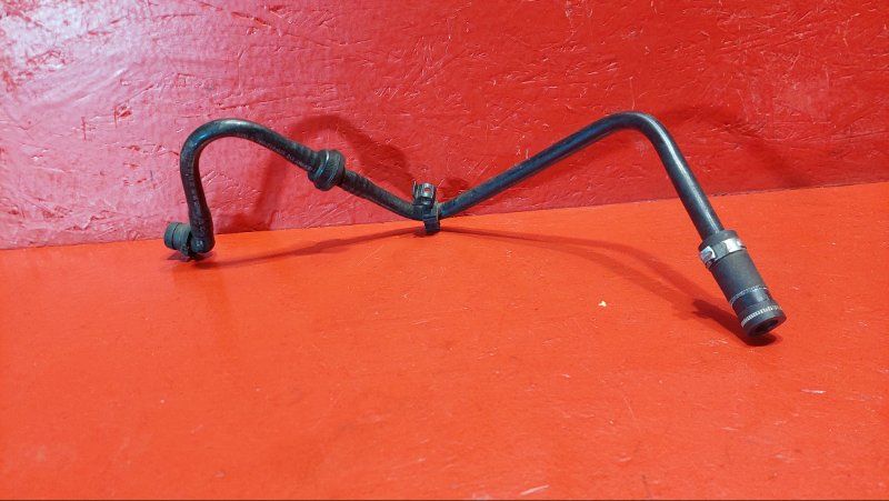 трубка вакуумная Volkswagen Beetle 2 поколение 2001, 1.6 л., AYD, бензин, 1C0612041D - фото №1