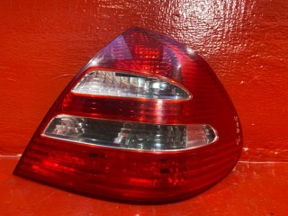 фонарь задний правый Mercedes-Benz E-Класс W211/S211 W211 2005, 2118200464