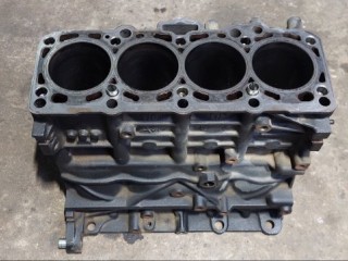 блок цилиндров Audi A4 B6 2005, 1.9 л., BRB, дизель