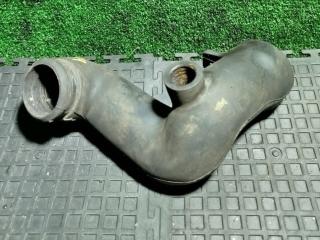 патрубок интеркулера Volkswagen Passat B4 1994, 1H0129627S