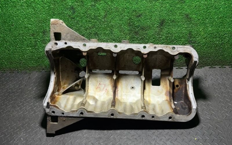 масляный поддон Ford Mondeo 3 поколение 2000, 2.0 л., 988M6F092AK - фото №1