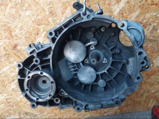 КПП механическая (МКПП) Volkswagen Passat B6 2009, CBD, 02Q301103L