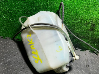 бачок омывателя Renault Scenic 2 поколение 2006, 1.5 л., 8200104706