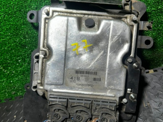 блок управления двигателем Volvo V40 1 поколение [рестайлинг] 2002, 1.9 л., 30630418