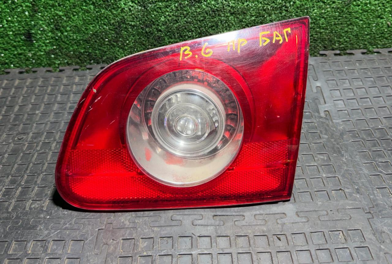 фонарь крышки багажника правый Volkswagen Passat B6 2006, 2.0 л., дизель, МКПП, универсал, 3C9945094 - фото №1