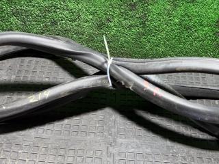 уплотнитель двери Volkswagen Passat B6 2006, 2.0 л., дизель, МКПП, универсал