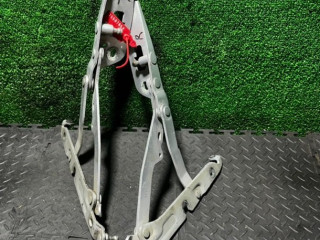 петля крышки багажника Audi A6 4F/C6 2007