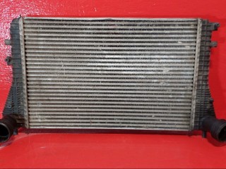 интеркулер Volkswagen Golf 1 поколение (1974 - 1993), 1K0145803