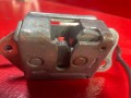 замок багажника Toyota Yaris P1 2001, 693500D030 - фото №4