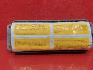 подушка безопасности коленная Audi A3 8P 2005, 2.0 л., BKD, дизель, 8P0880202