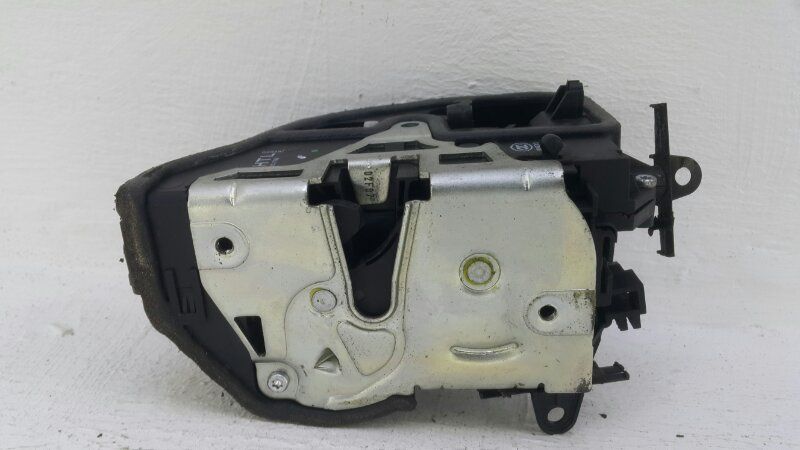 замок двери BMW 3 серия E90/E91/E92/E93 2007, 7060295 - фото №1