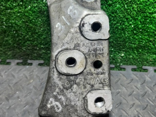 кронштейн (крепление) Volkswagen Touran 1 поколение 2005, 1K0199117