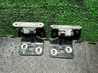 петля двери Mercedes-Benz E-Класс W211/S211 2004