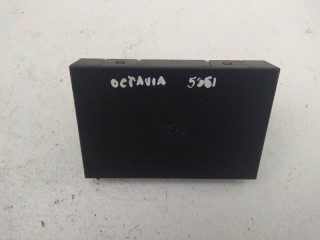 блок комфорта Skoda Octavia 1 поколение (A4) [рестайлинг] 2004, 1.4 л., BCA, бензин, 1K0959433BL