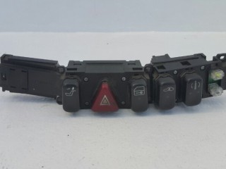 кнопка аварийной сигнализации Mercedes-Benz S-Класс W220 1999, OM613, 2208214458