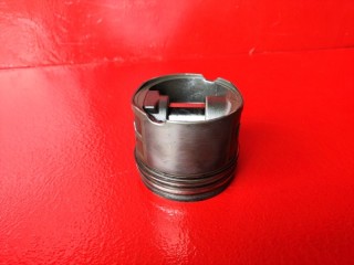 поршень Land Rover Freelander 1 поколение 2002, 2.0 л., 20T2N, дизель, 11247790515