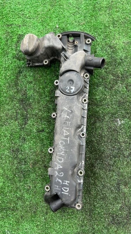 клапанная крышка Citroen C5 1 поколение 2001, 2.0 л., 9631367880 - фото №1