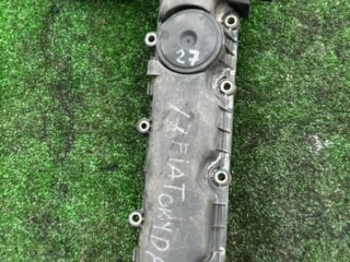 клапанная крышка Citroen C5 1 поколение 2001, 2.0 л., 9631367880