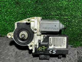 моторчик стеклоподъемника передний правый Citroen C5 1 поколение 2002, 9632531780