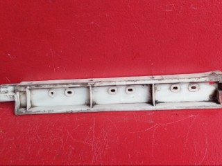 Кронштейн крепления порога Renault Scenic 1 поколение (1996 - 1999), 7700435904
