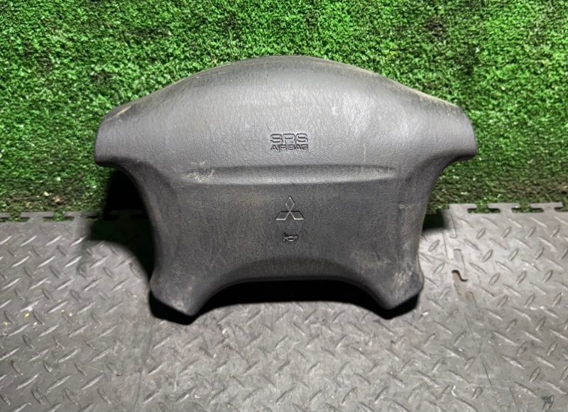 подушка безопасности водителя Mitsubishi Carisma 1 поколение 1998, MR740922 - фото №1